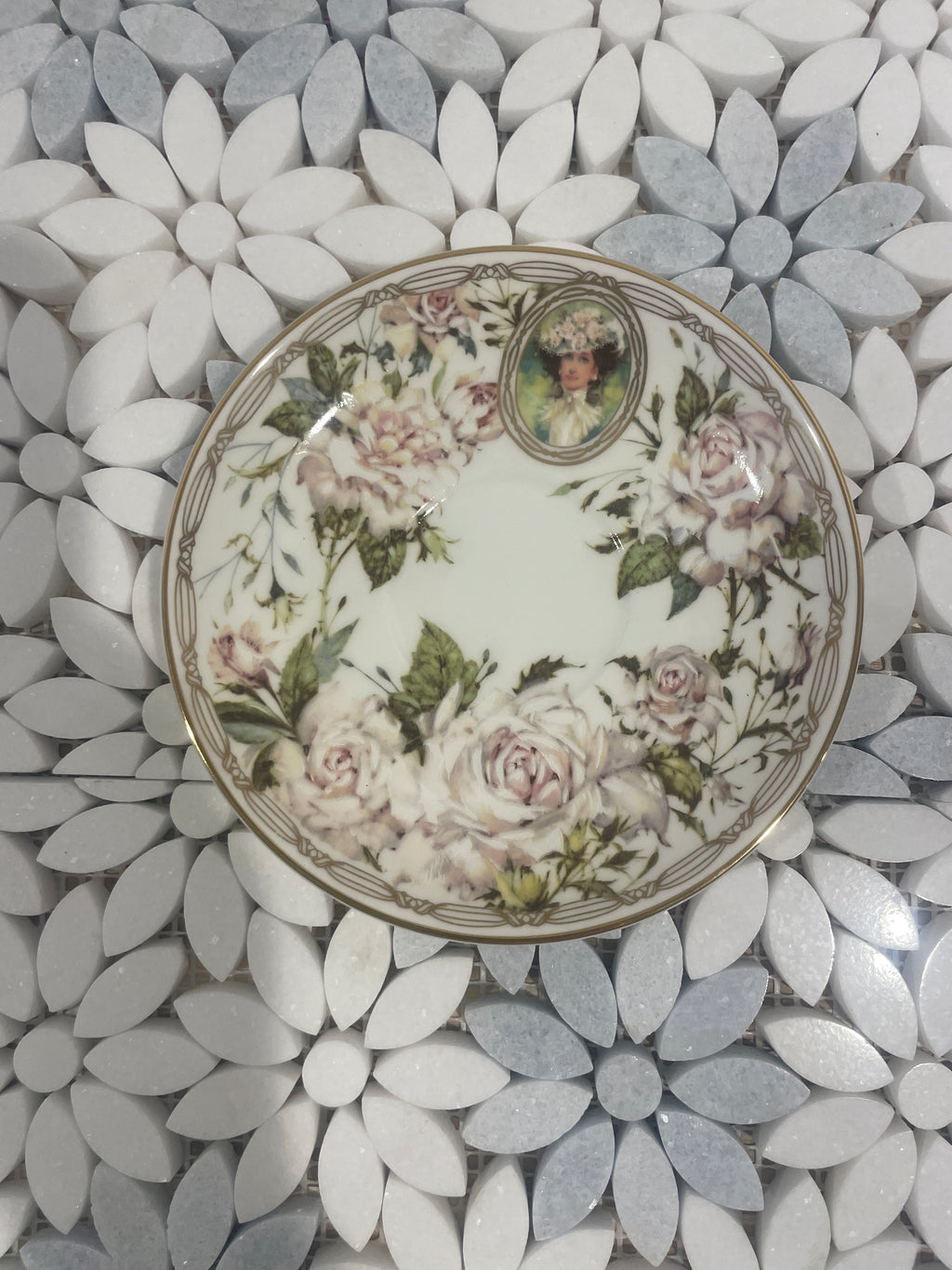 Avon Commemorative Teacup & Saucer - 1992