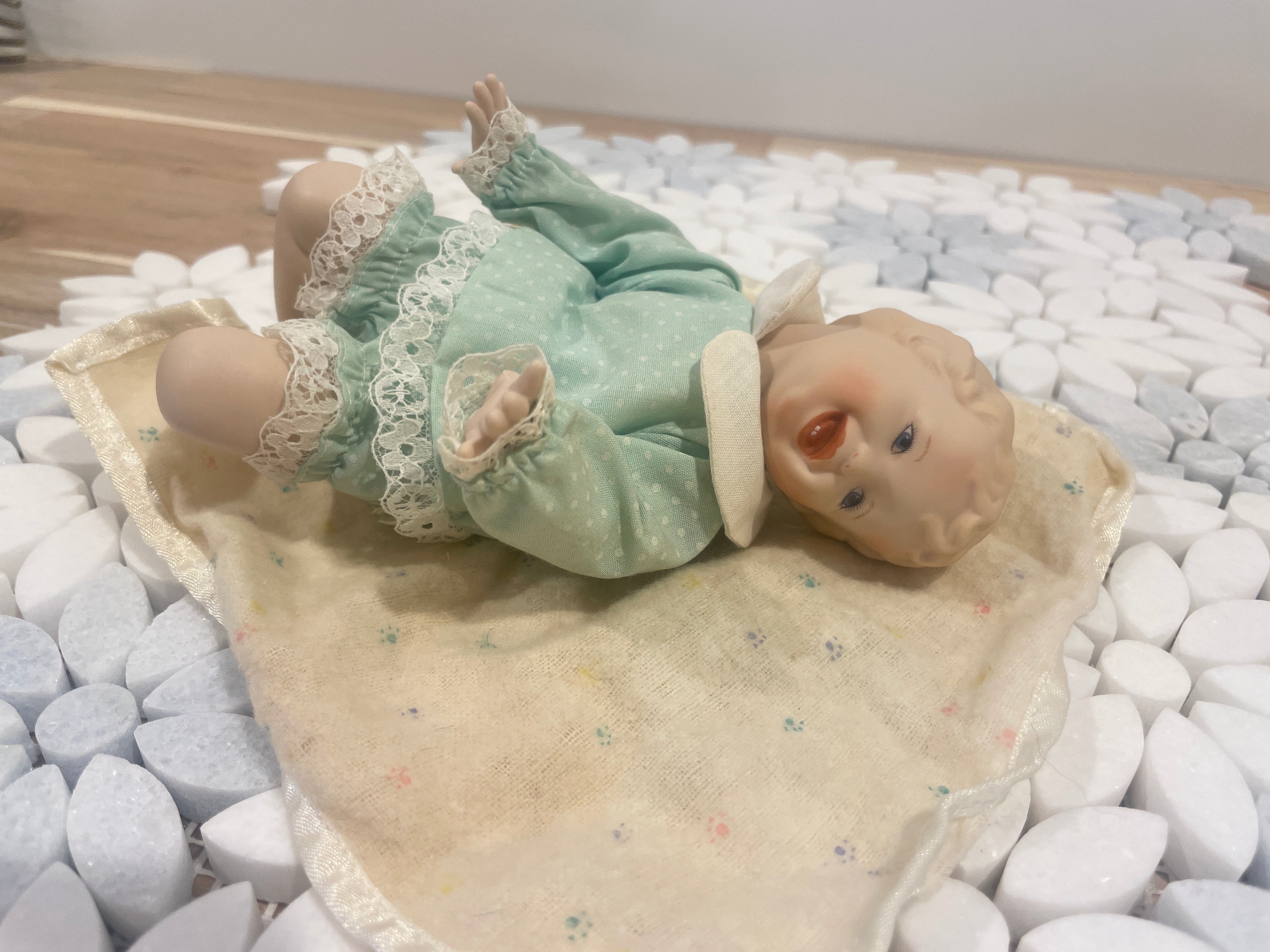Ashton-Drake Figurine - Baby