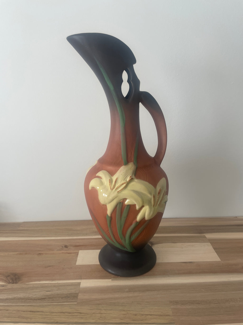 Roseville Pottery - Zephyr Lily Ewer Vase