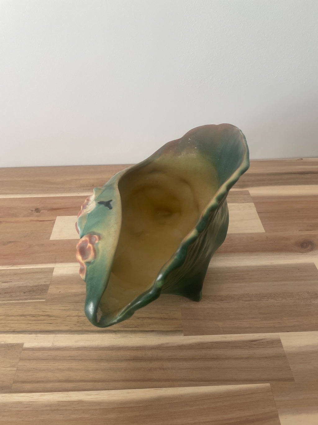 Roseville Pottery - Magnolia Planter