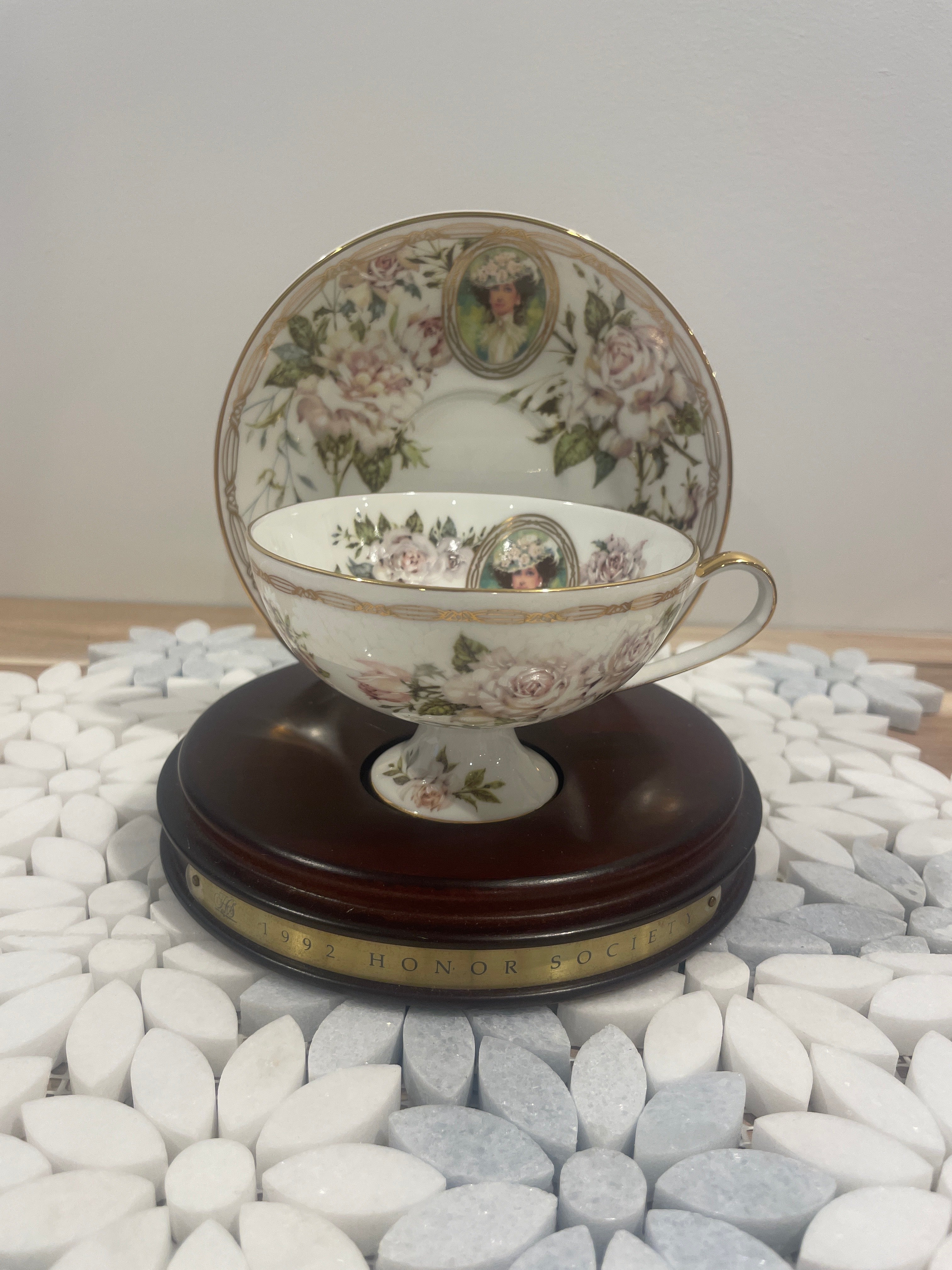 Avon Commemorative Teacup & Saucer - 1992