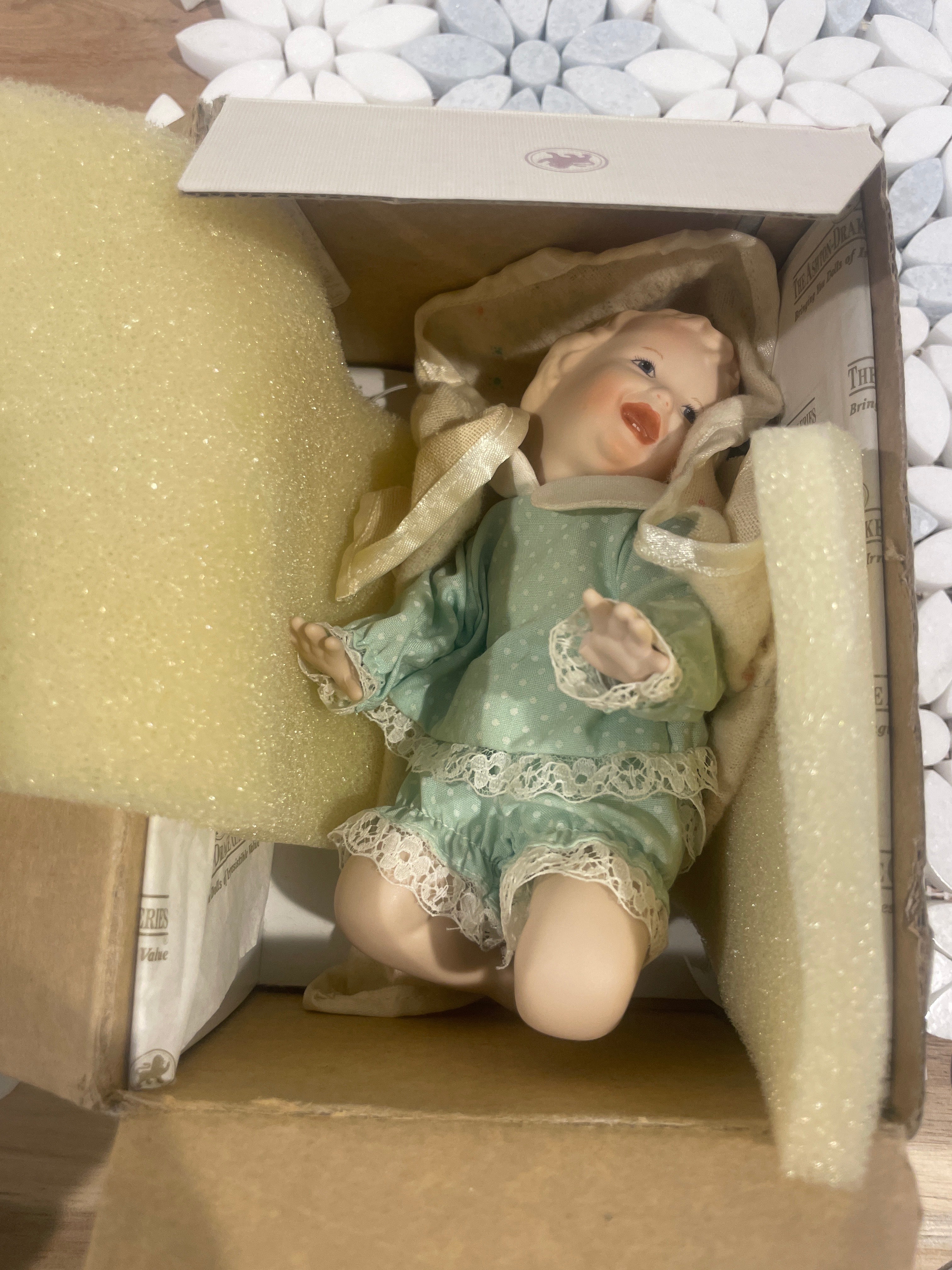 Ashton-Drake Figurine - Baby