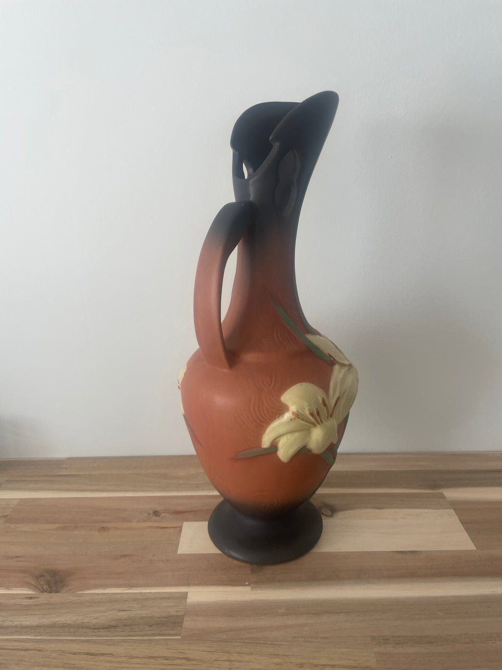 Roseville Pottery - Zephyr Lily Ewer Vase