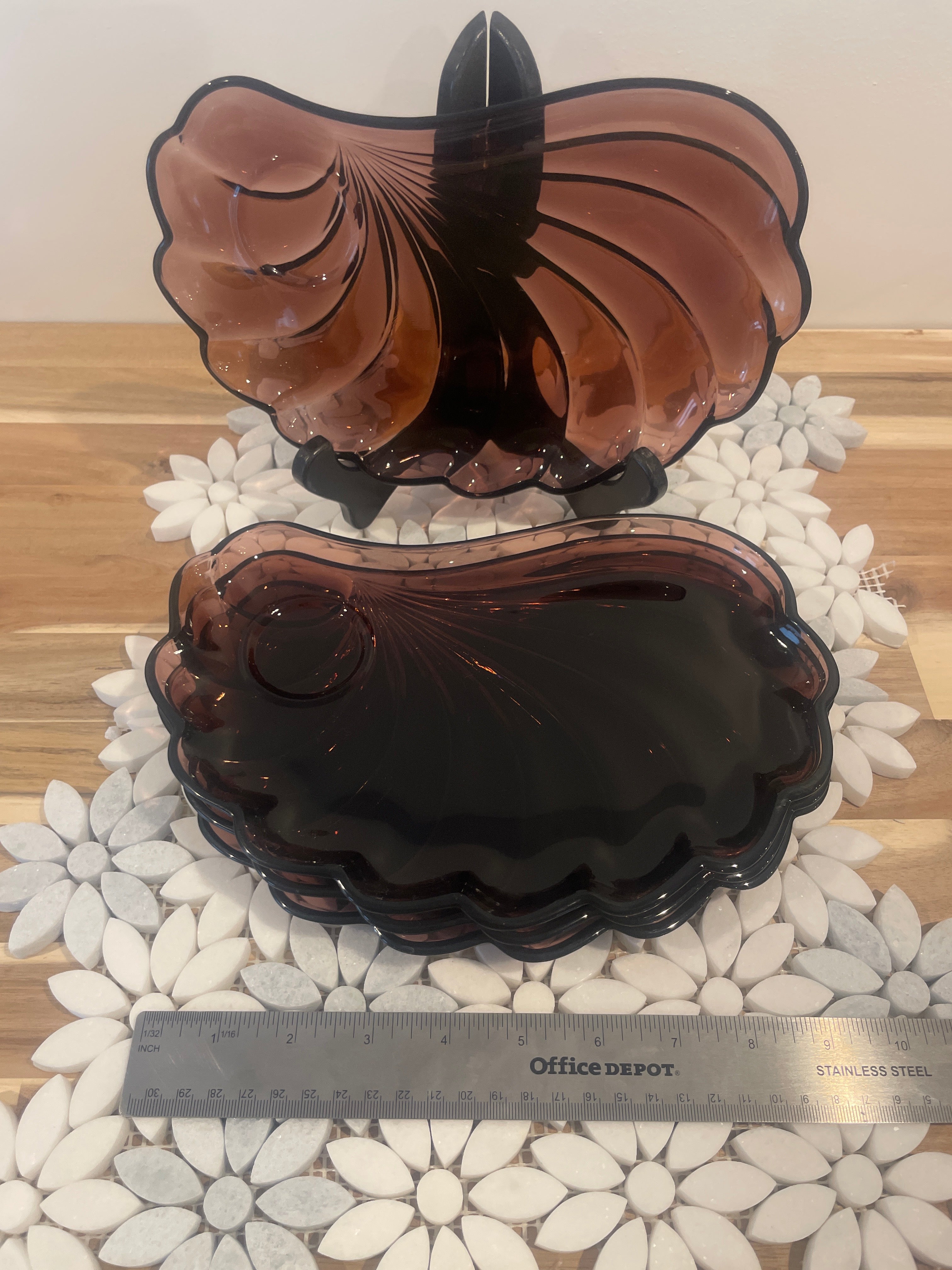 Glass Shell Shaped Plate Set